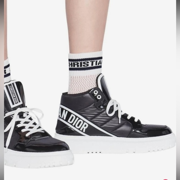 CHRISTIAN DIOR D Player High-Top Sneakers - Picture 2 of 15